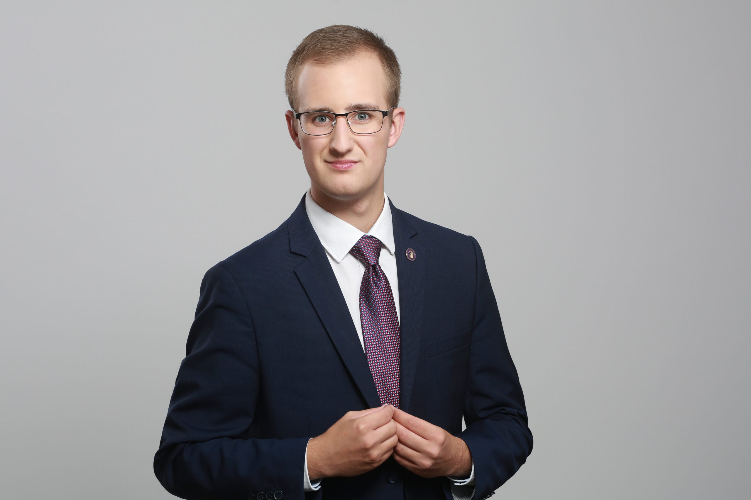 Mechanizmy przemycania treści antyrodzinnych i antyreligijnych w polityce miejskiej Poznania