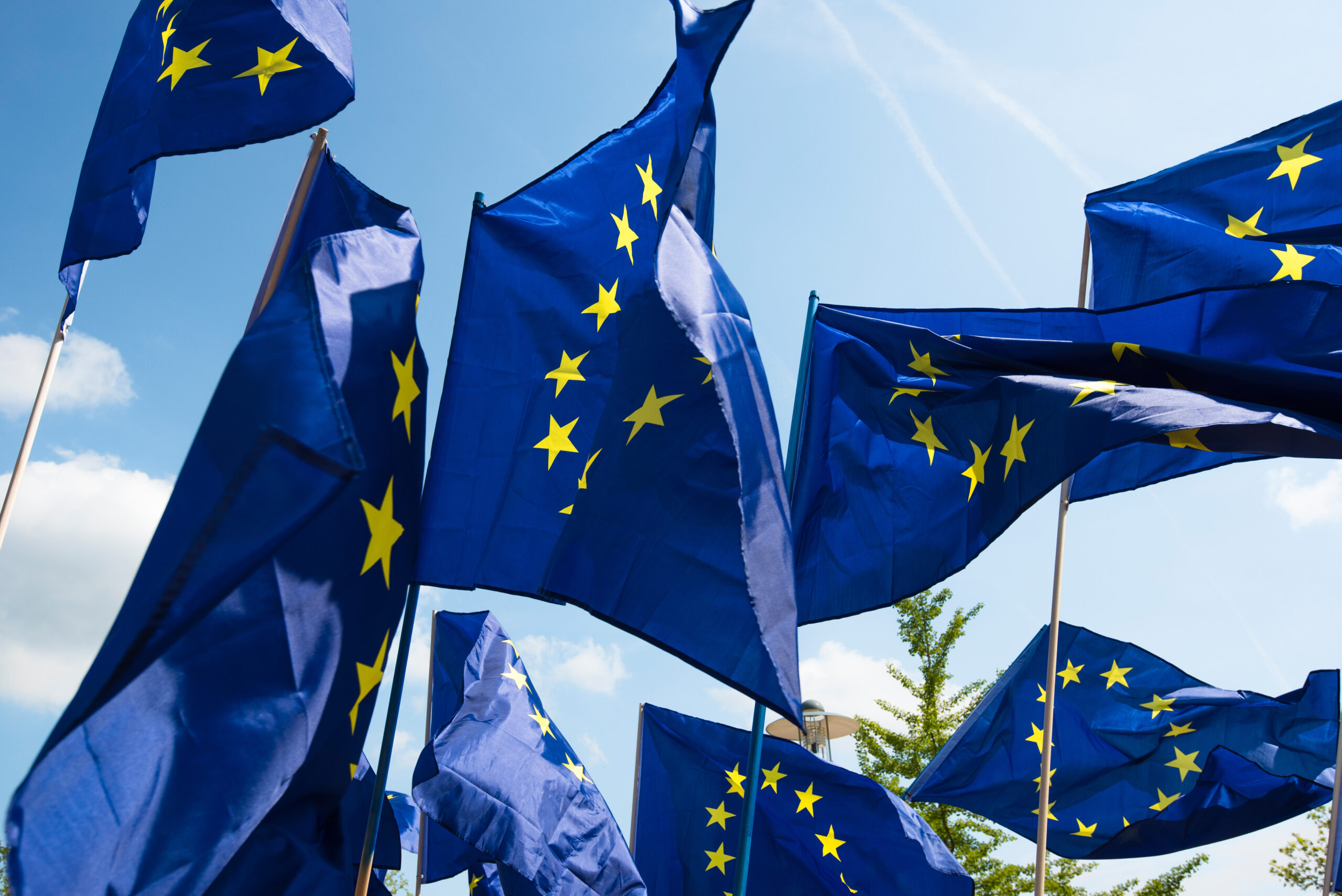 Wolność słowa zagrożona. Komisja Europejska chce zakazu tzw. mowy nienawiści