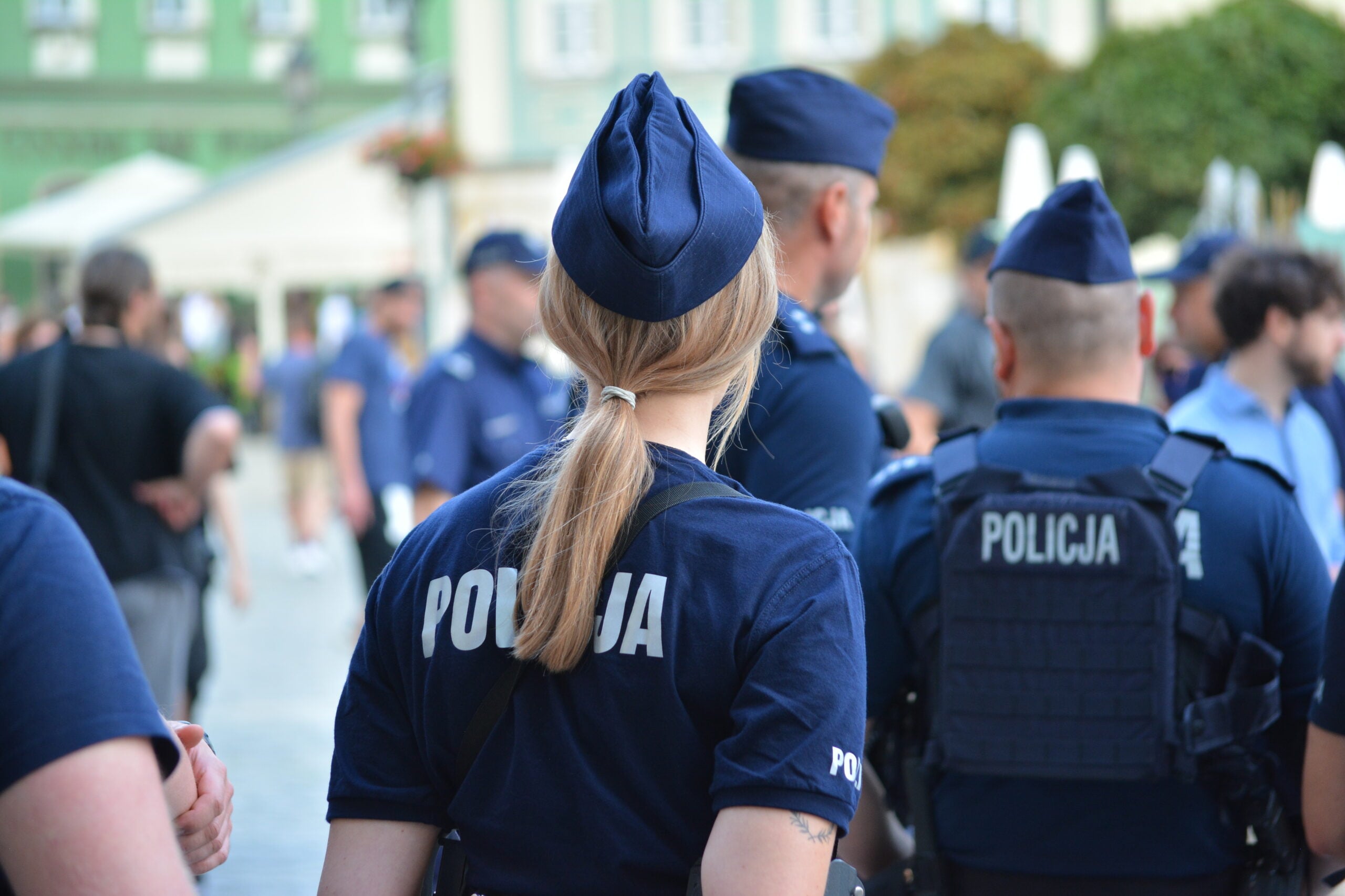 Policjanci mają pewną swobodę w nakładaniu kar za brak maseczki