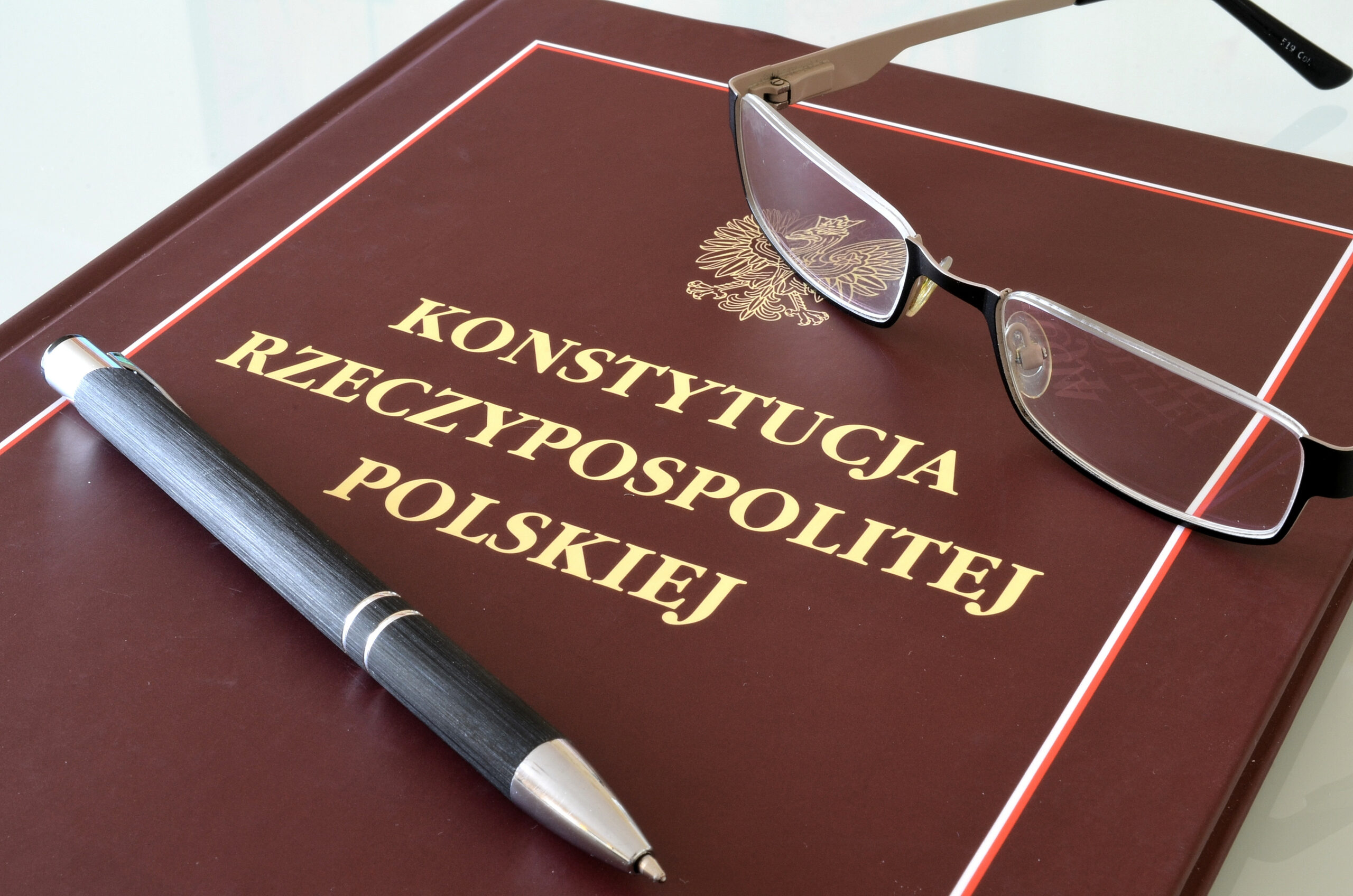 Opinia prawna dotycząca poselskiego projektu ustawy o zmianie Konstytucji Rzeczypospolitej Polskiej z dnia 7 kwietnia 2022 r. (druk nr 2263)