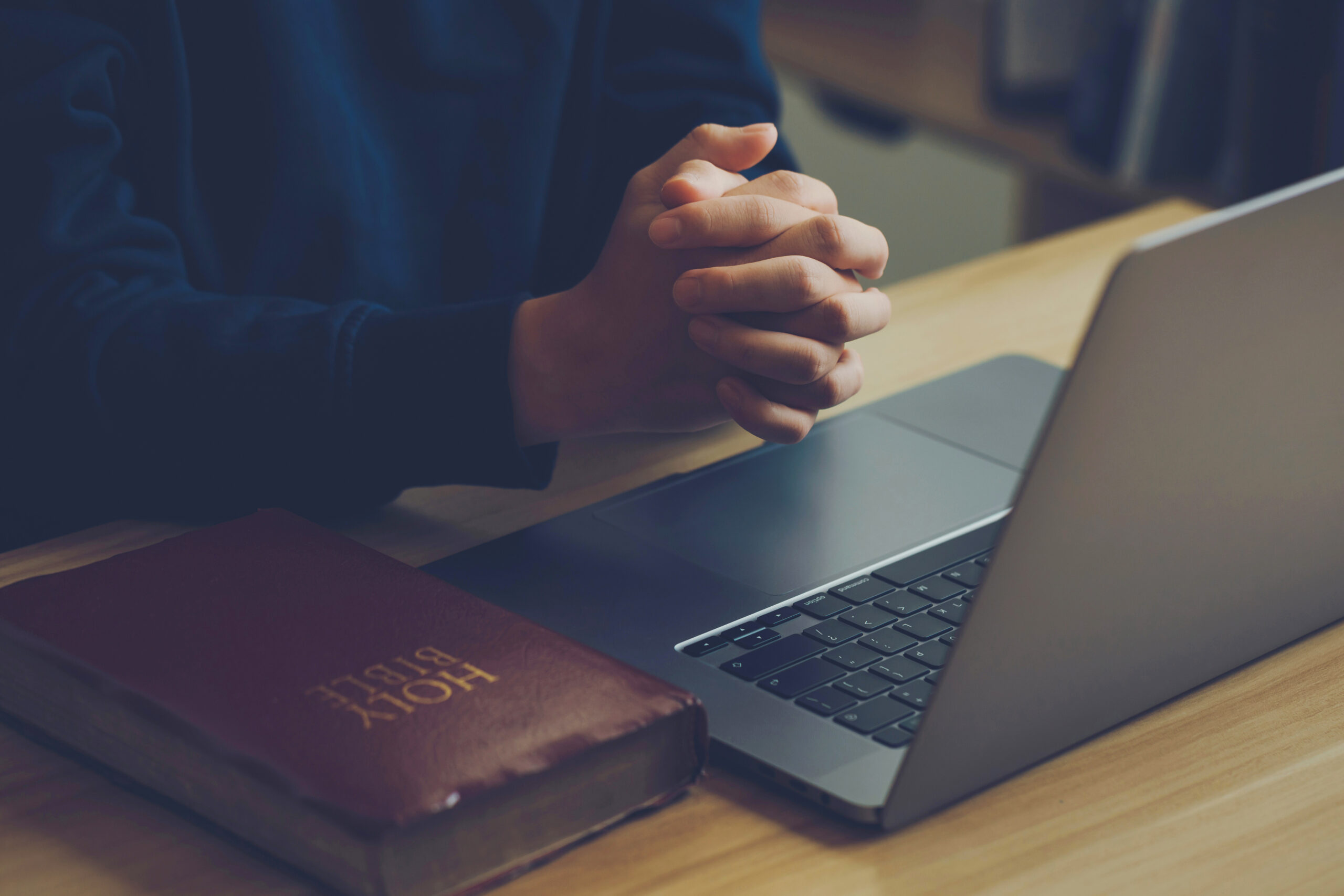 Umieszczanie lekcji religii przed lub po lekcjach z innych przedmiotów tylko ze względu na jej wyznaniowy charakter stanowi wyraz dyskryminacji
