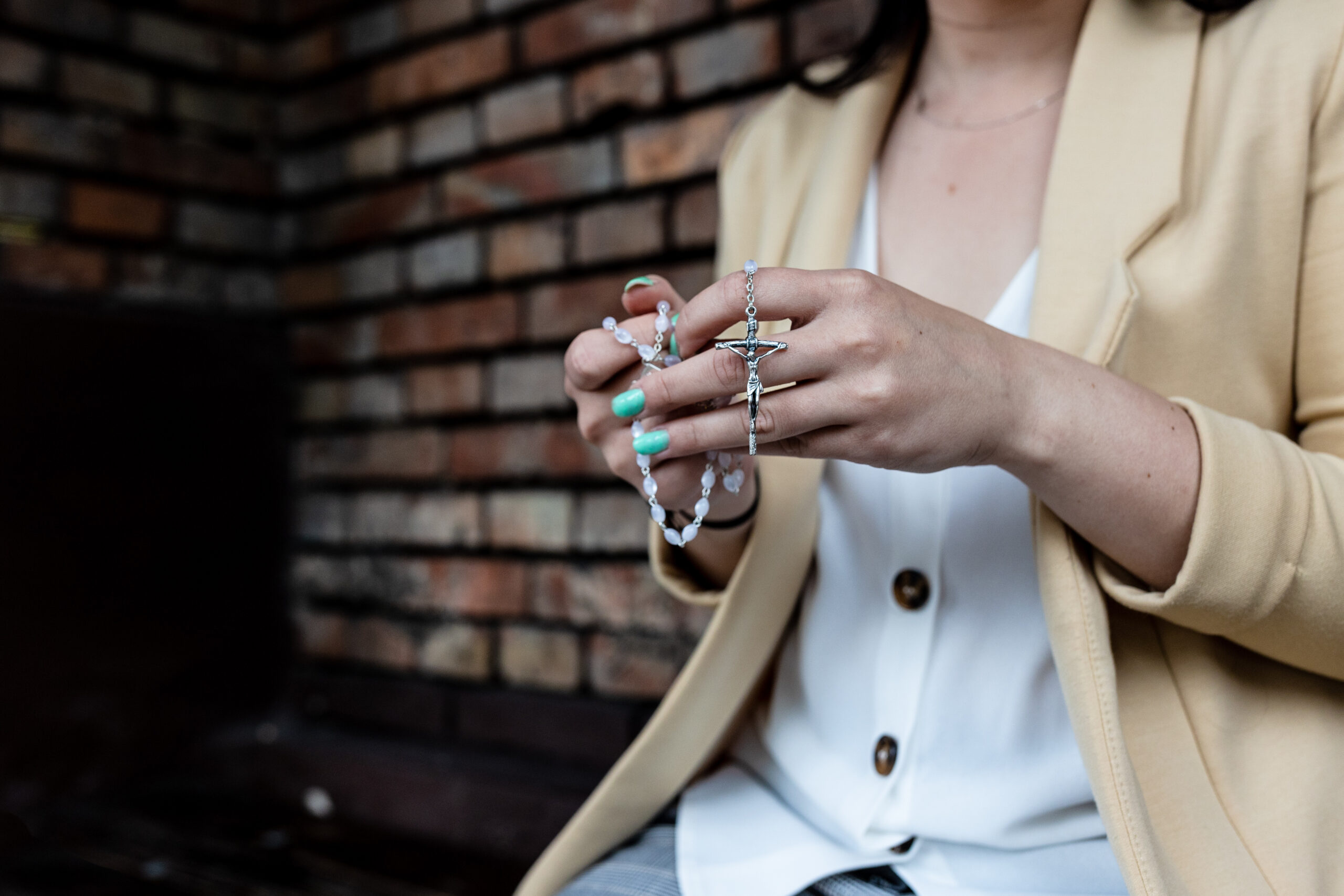 Zatrzymano ją za modlitwę przed kliniką aborcyjną. Dostanie odszkodowanie od policji