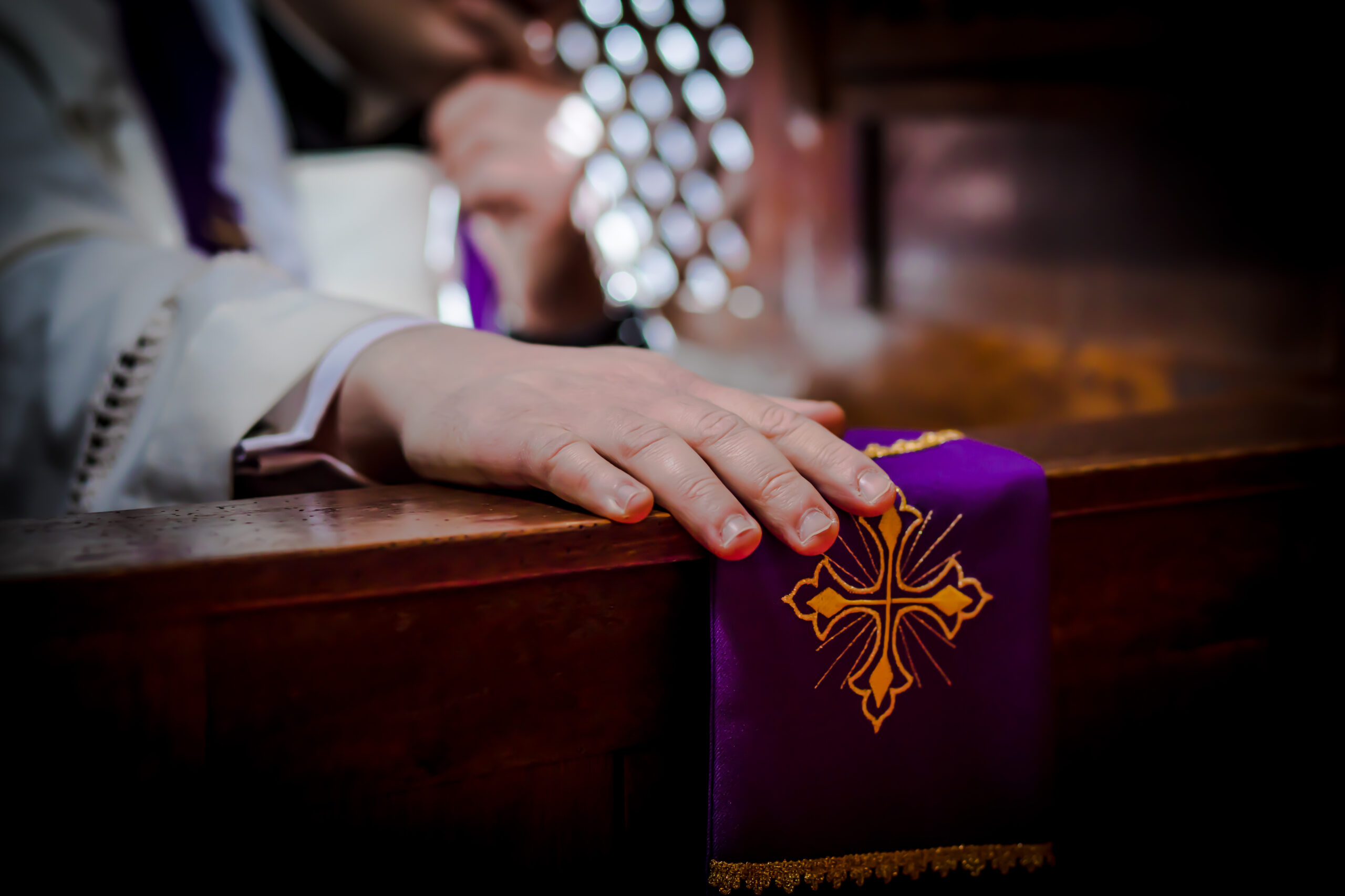 Trzymanie ks. Olszewskiego w areszcie to sprawa polityczna i stanowi precedens w postkomunistycznej w Polsce – twierdzi jego obrońca w rozmowie z Ordo Iuris (wideo)