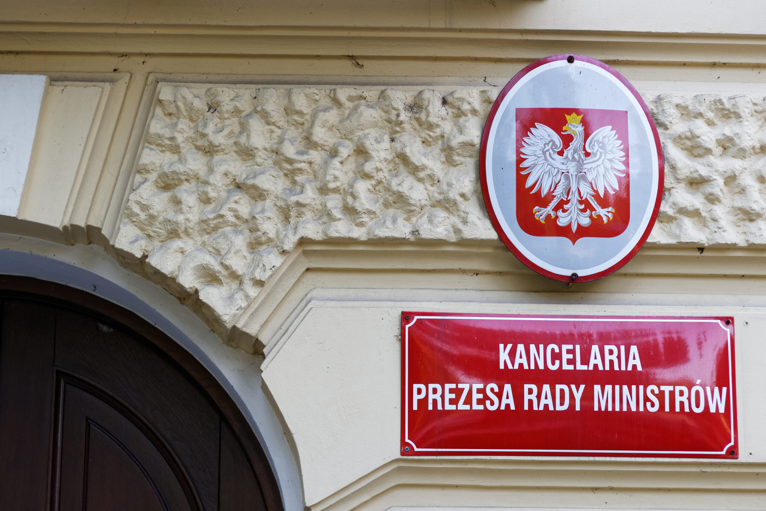 „Uchylenie” kontrasygnaty – precedens, który umożliwi ucieczkę od odpowiedzialności?