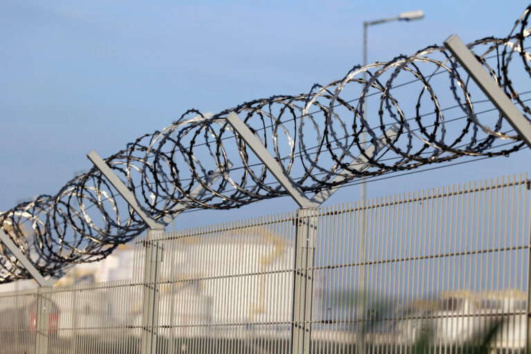 Jak Komisja Europejska zamierza wspierać państwa członkowskie w sytuacji wojny hybrydowej?