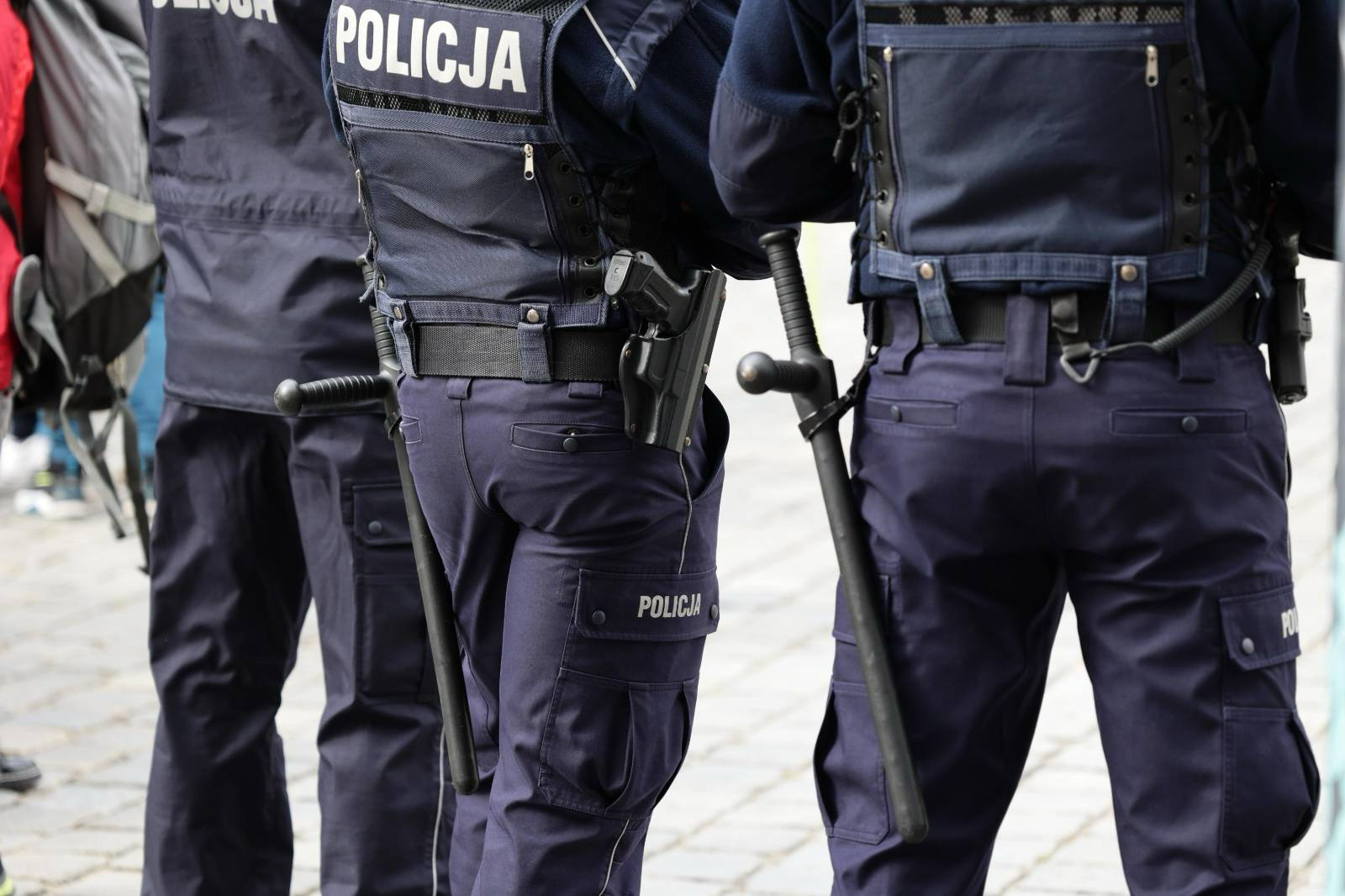„Przychodnia” Abotak łamie prawo. Czy policjanci mogą odmówić jej ochrony?