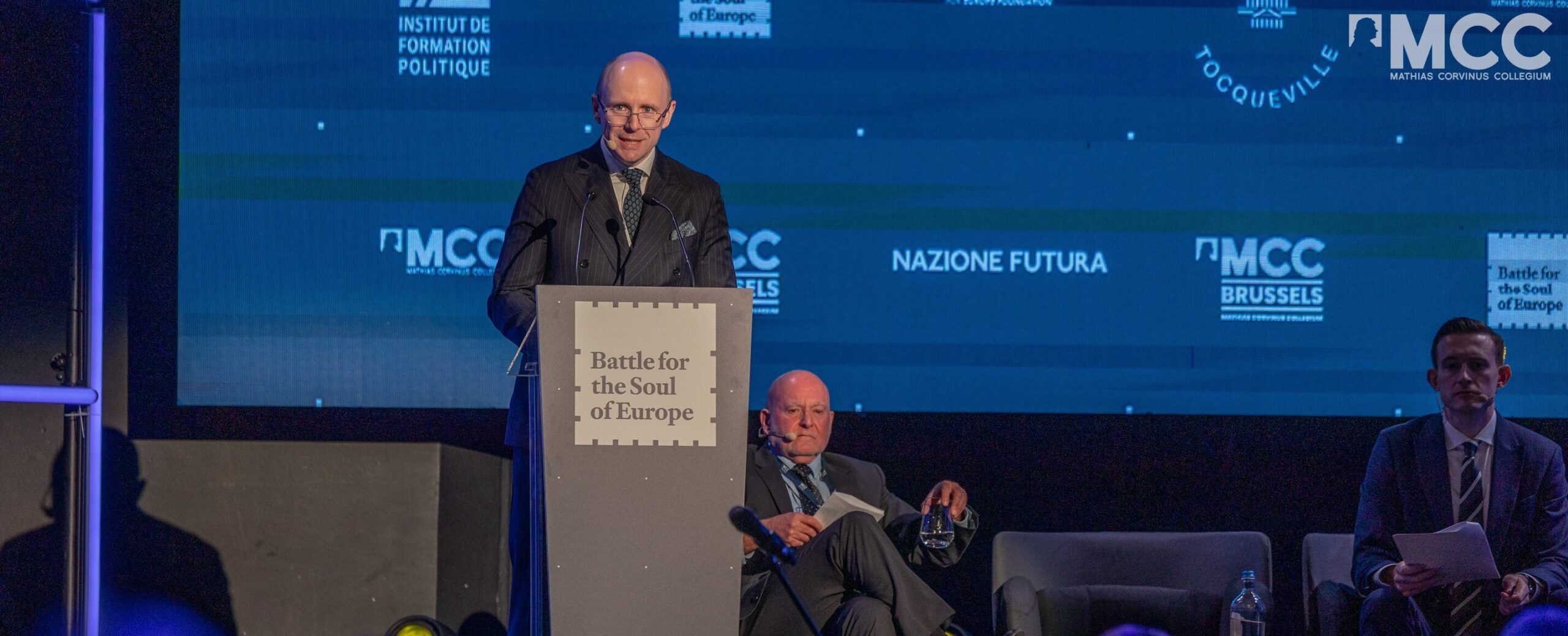 Demokracja zagrożona. Jak odpowiedzieć na ingerencje UE w wybory w państwach członkowskich?