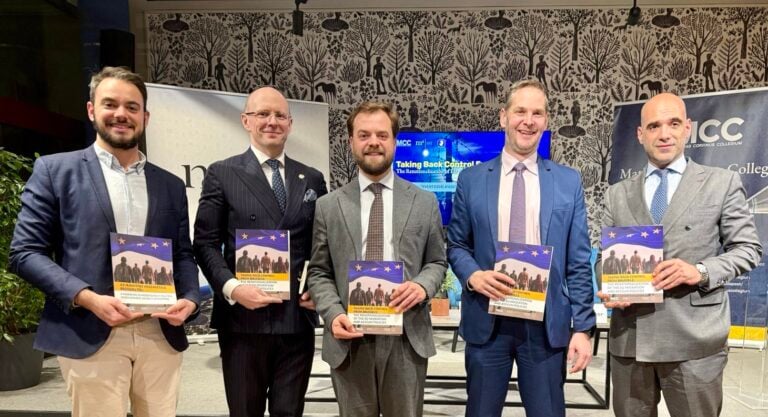 Panel na temat raportu węgierskiego Mathias Corvinus Collegium