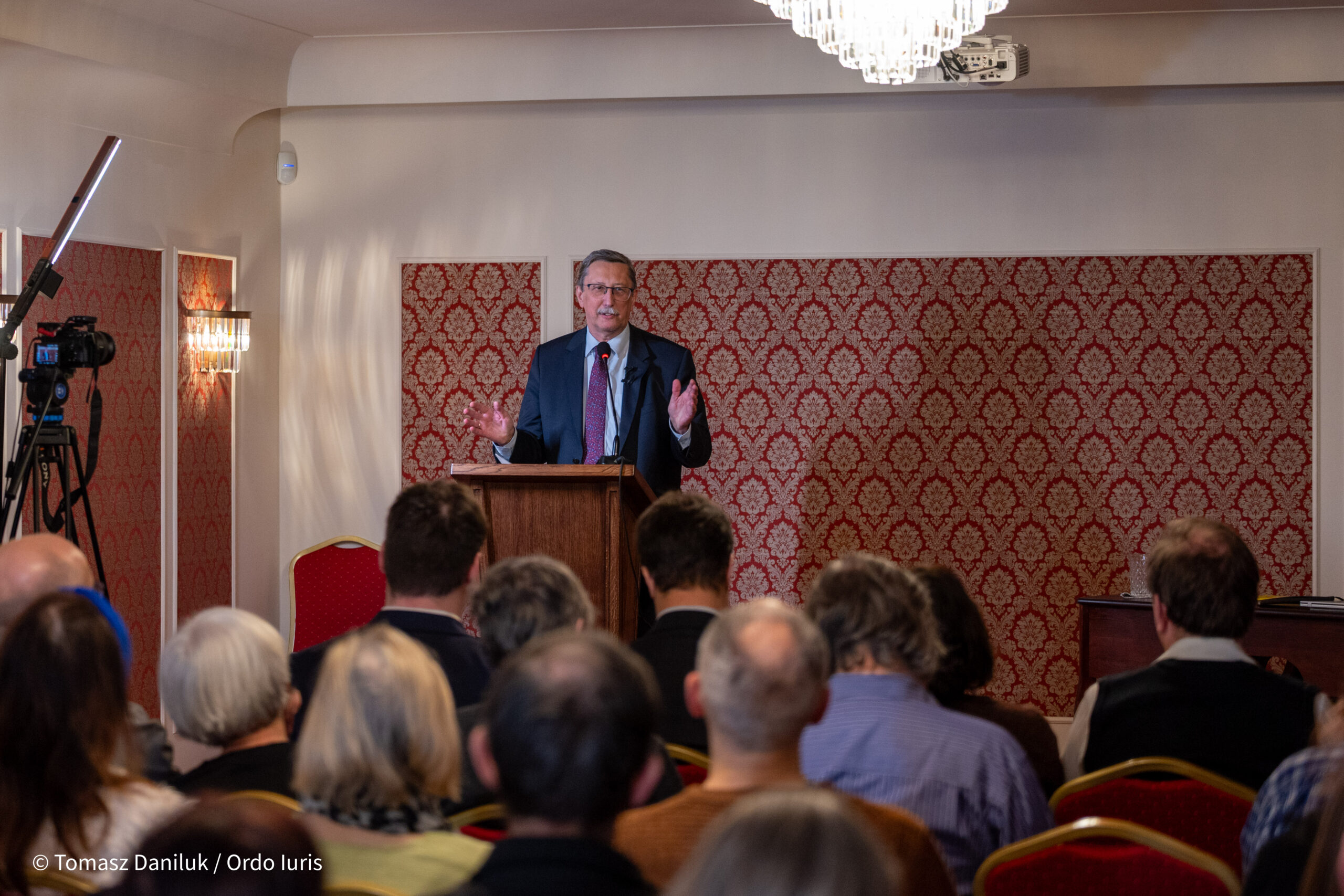 O duchowej odnowie narodu i roli Jana Pawła II – prof. Jan Żaryn w Klubie Stańczyka