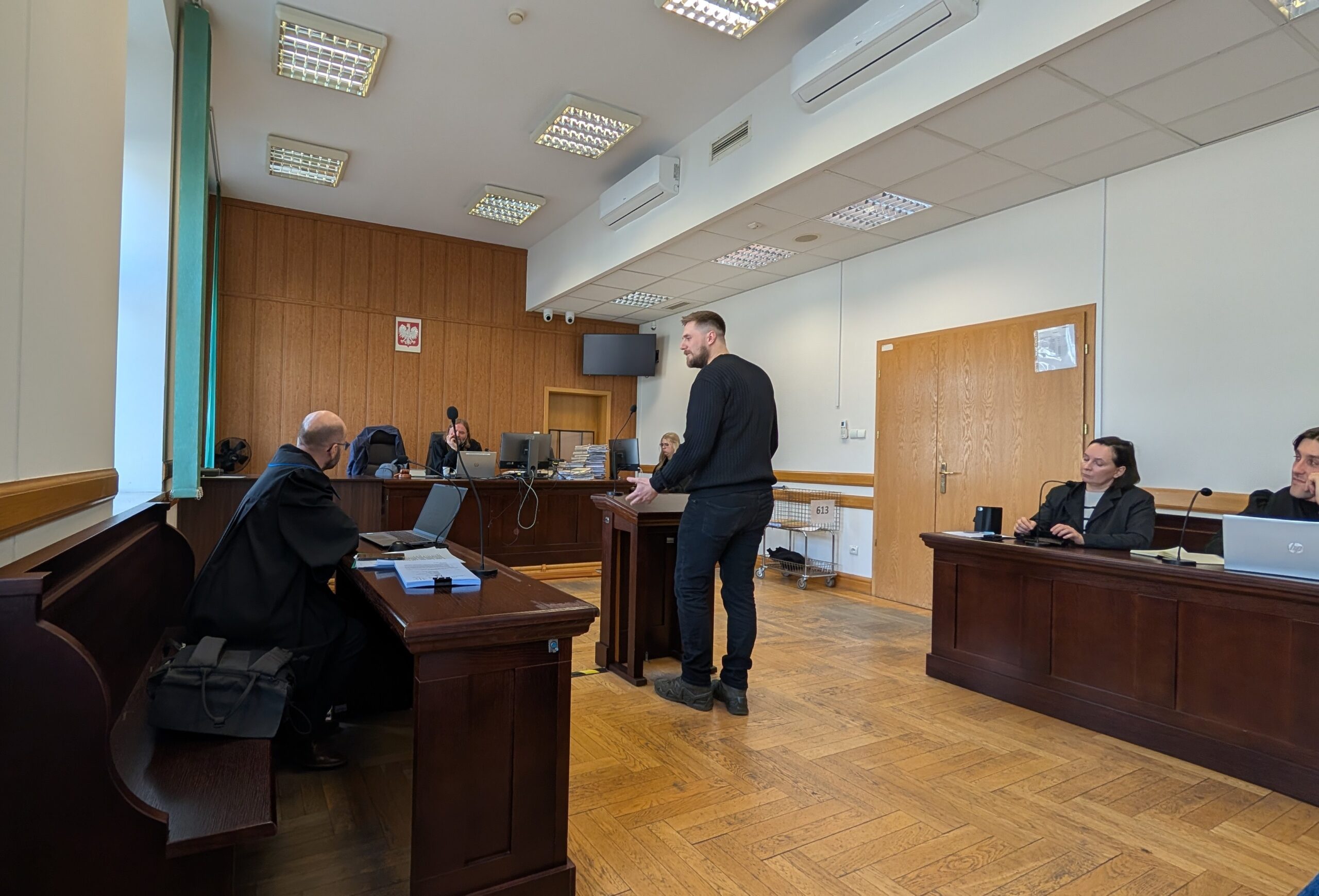 Świadek Suchanow „z ABW”, który „rozpracował” Ordo Iuris, przed sądem zmienia swoją narrację