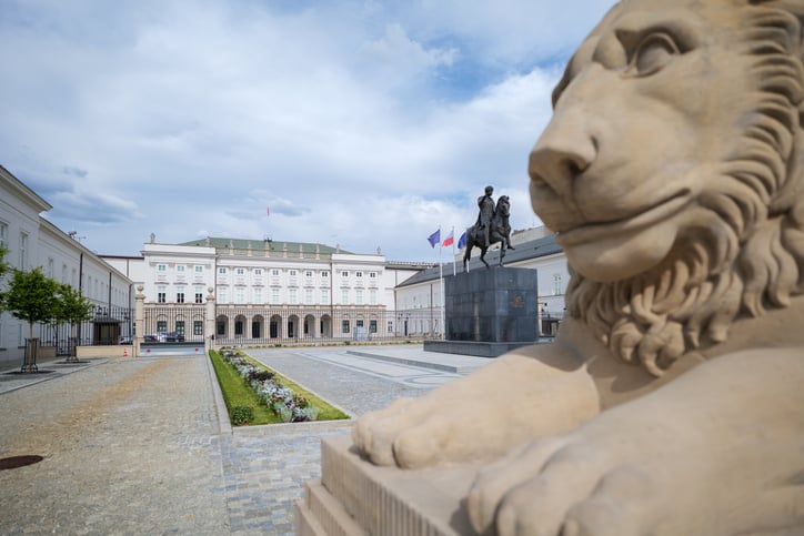 Prezydent zawetował ustawę o „statusie osoby najbliższej”. Konstytucja obroniona