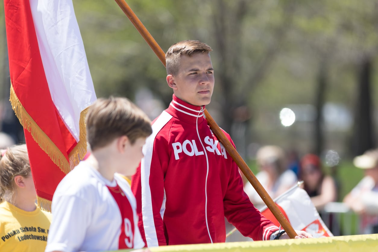 „Patriotyzm zadekretowany”. Ordo Iuris o poselskim projekcie ustawy o wychowaniu patriotycznym