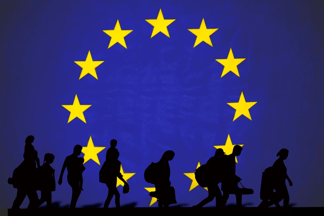 Polska trzecia w UE pod względem liczby zezwoleń na pobyt. Unijny raport na temat migracji